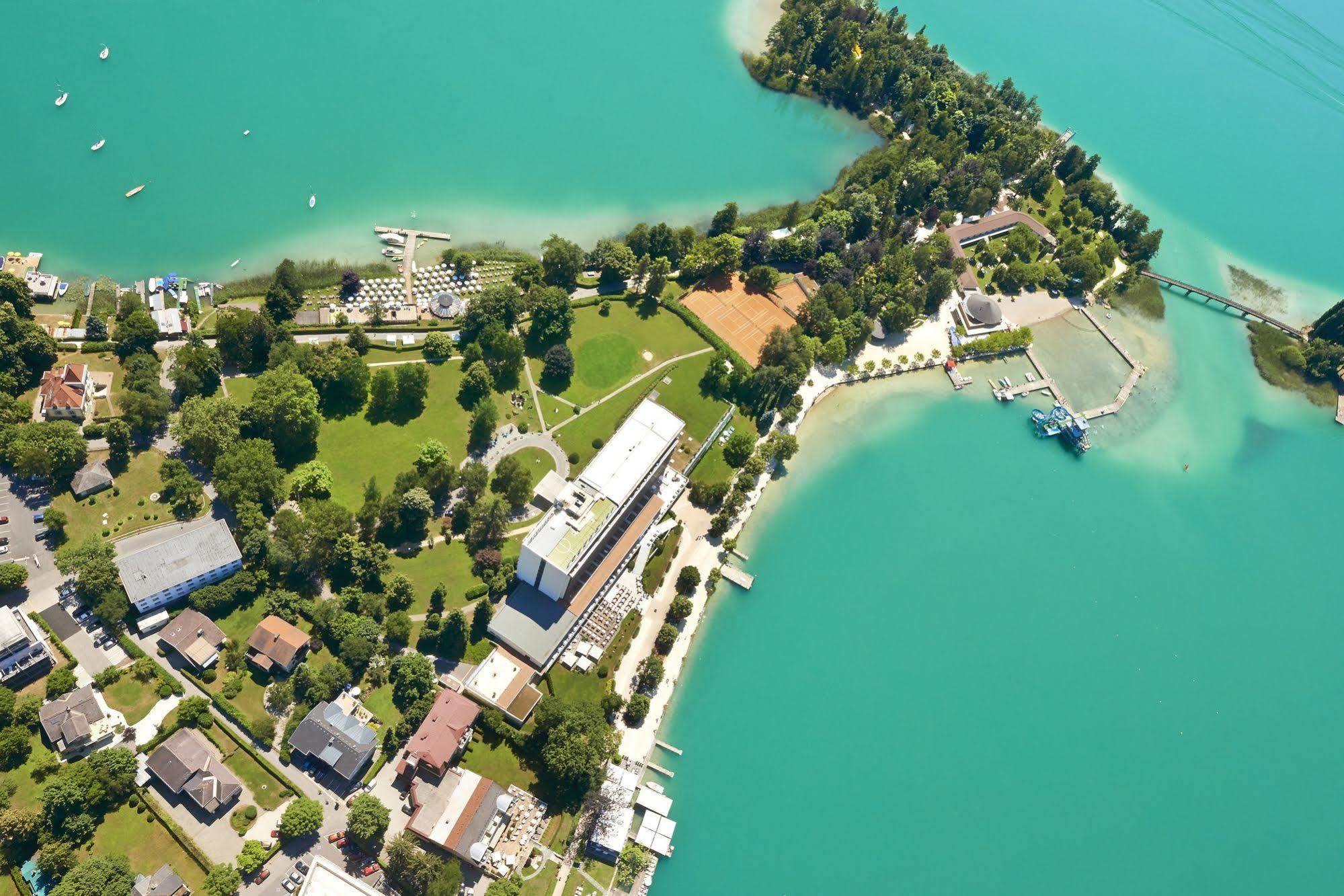 Parkhotel Poertschach - Das Hotelresort Mit Insellage Am Woerthersee Pörtschach am Wörthersee Dış mekan fotoğraf